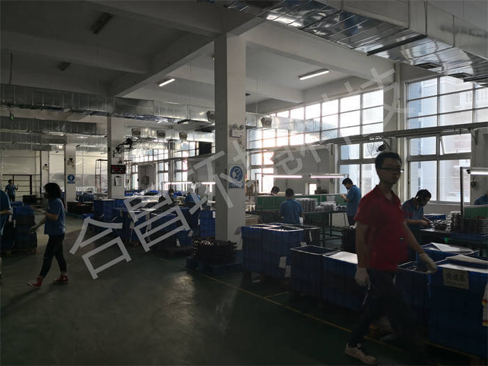 模具車間降溫案例